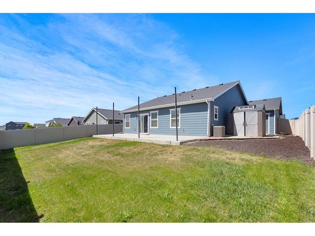 370 Cherokee Trl, Ault, CO 80610