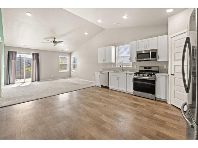 370 Cherokee Trl, Ault, CO 80610