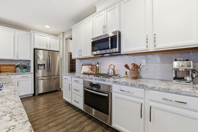 6040 Palermo Way, Roseville, CA 95661