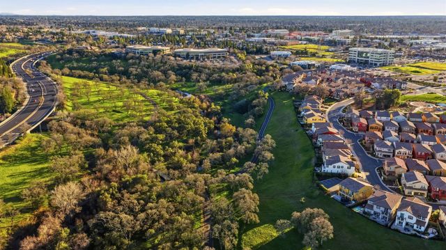 6040 Palermo Way, Roseville, CA 95661