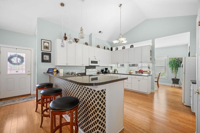 842 Captain Toms Crossing, Johns Island, SC 29455