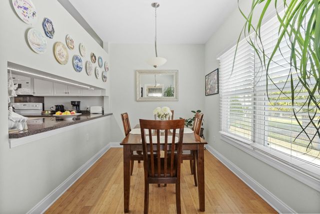 842 Captain Toms Crossing, Johns Island, SC 29455