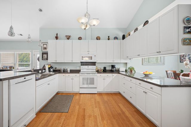 842 Captain Toms Crossing, Johns Island, SC 29455