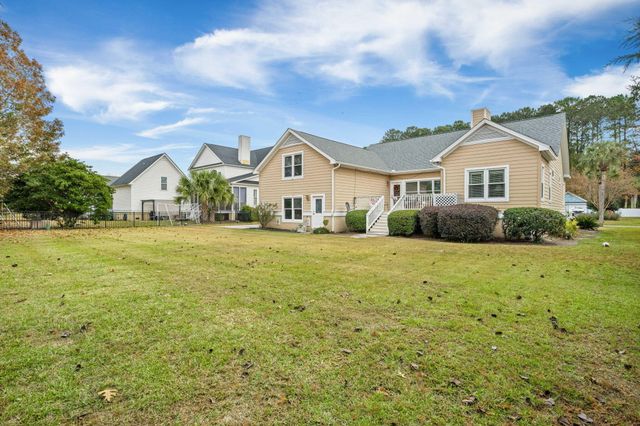 842 Captain Toms Crossing, Johns Island, SC 29455