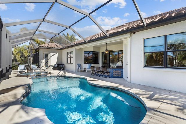 576 MAST DRIVE, Bradenton, FL 34208