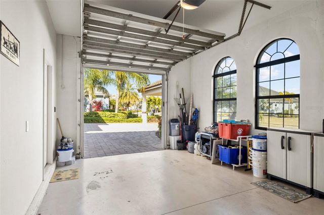 576 MAST DRIVE, Bradenton, FL 34208