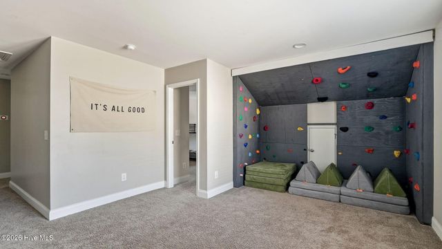 528 Foothills Street, Aberdeen, NC 28315