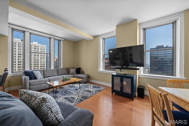 314 N Broadway 1701, St Louis, MO 63102