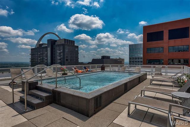 314 N Broadway 1701, St Louis, MO 63102