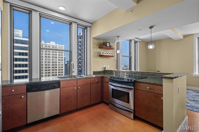 314 N Broadway 1701, St Louis, MO 63102