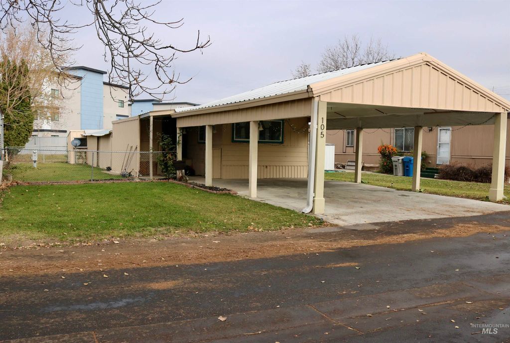 1410 Flamingo 105, Nampa, ID 83651