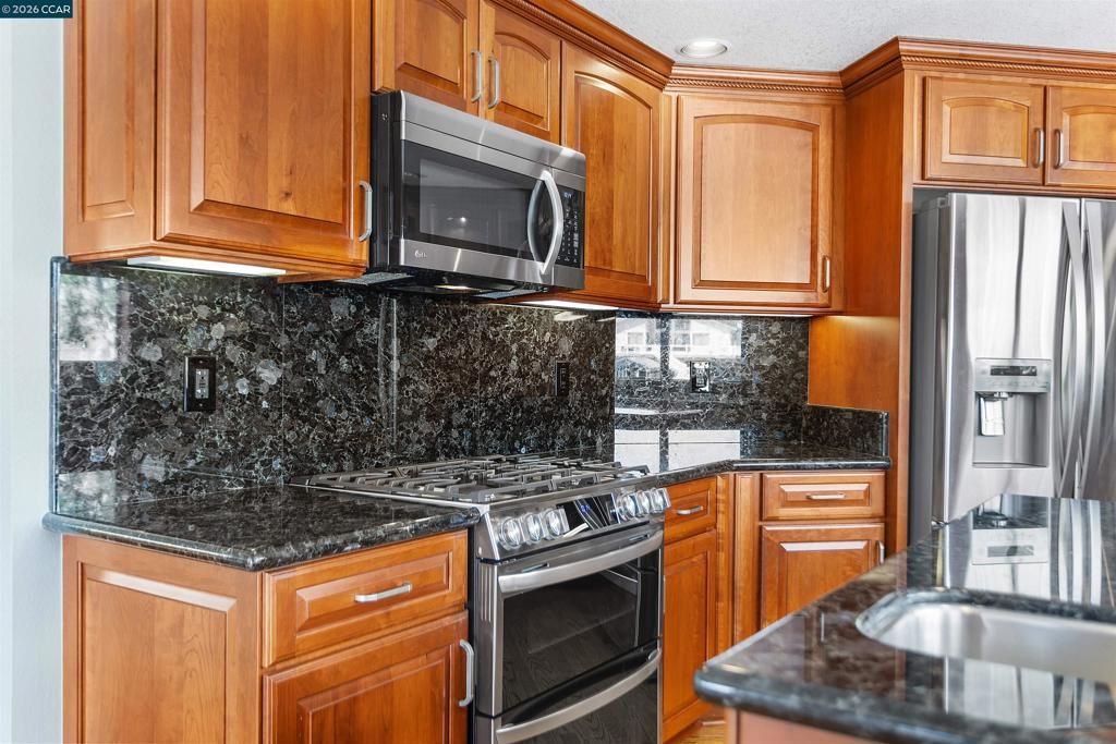 Image 9 of property listing at 4731 Spinnaker Way, Discovery Bay, CA 94505