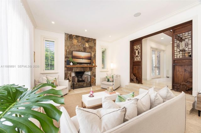 14200 Farmer Road, Palmetto Bay, FL 33158