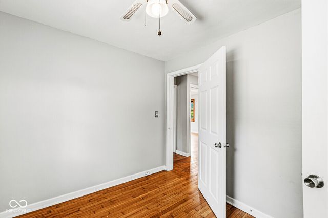 6634 N Oakview Drive, Indianapolis, IN 46278