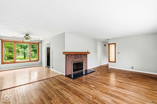 6634 N Oakview Drive, Indianapolis, IN 46278