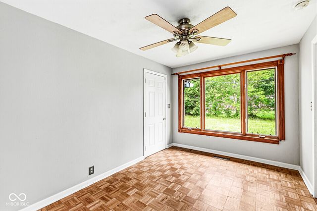 6634 N Oakview Drive, Indianapolis, IN 46278