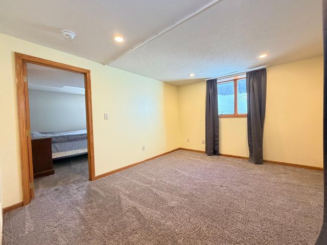 2032 Valleyhigh Drive NW, Rochester, MN 55901