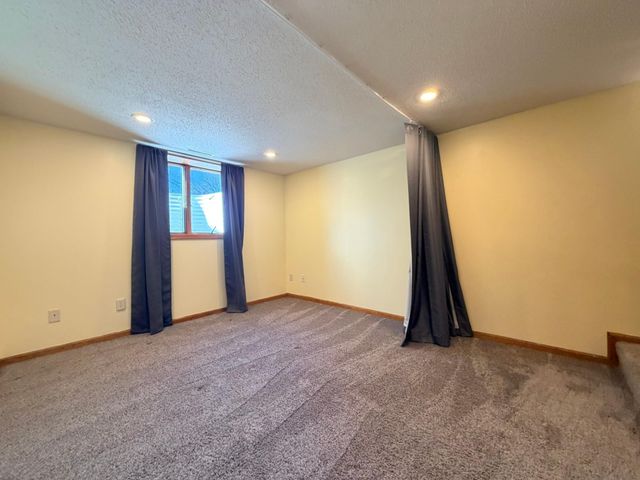 2032 Valleyhigh Drive NW, Rochester, MN 55901