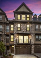 134 Enclave Dr, Seven Fields Boro, PA 16046