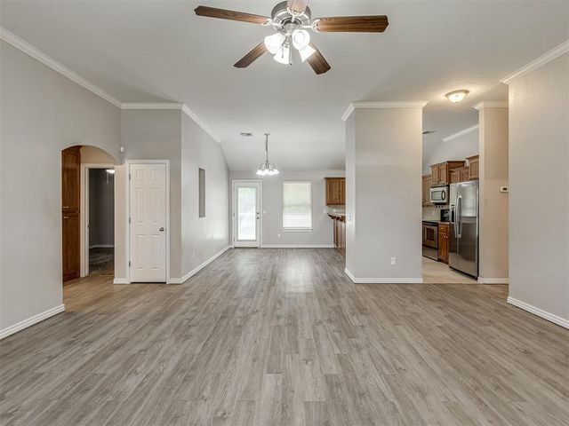 2508 Deer Chase Drive, Norman, OK 73071