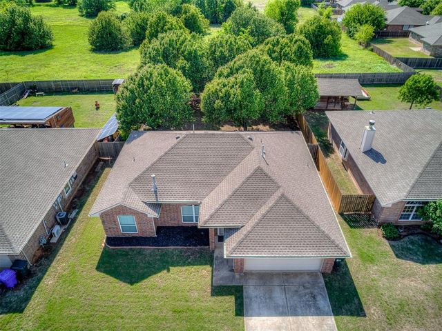 2508 Deer Chase Drive, Norman, OK 73071