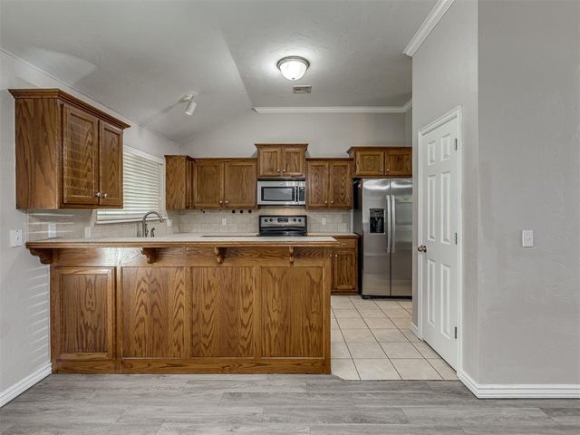 2508 Deer Chase Drive, Norman, OK 73071