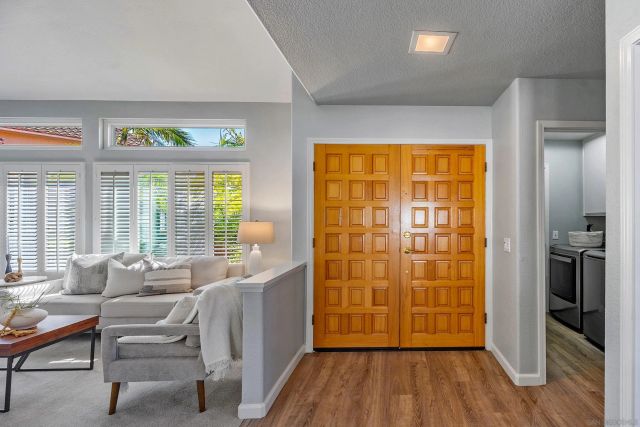 2622 Half Dome Pl, Carlsdbad, CA 92010