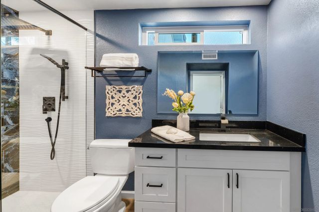 2622 Half Dome Pl, Carlsdbad, CA 92010