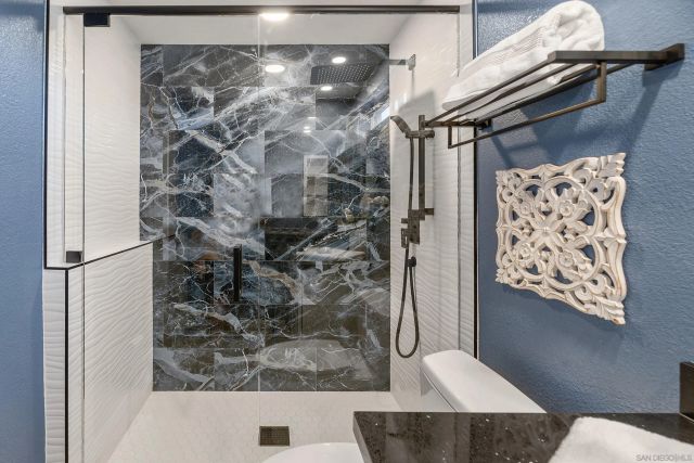 2622 Half Dome Pl, Carlsdbad, CA 92010