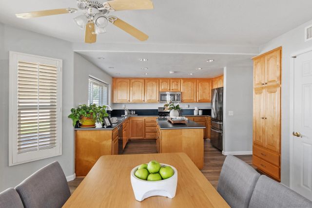 2622 Half Dome Pl, Carlsdbad, CA 92010