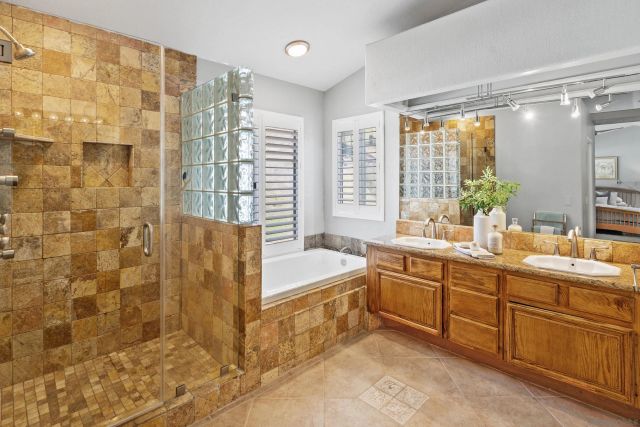 2622 Half Dome Pl, Carlsdbad, CA 92010