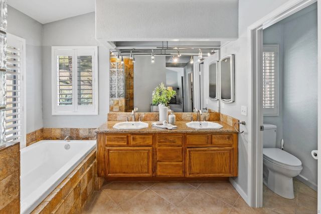 2622 Half Dome Pl, Carlsdbad, CA 92010