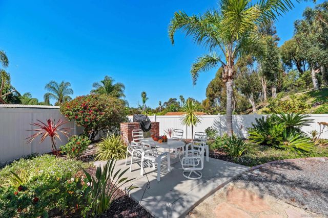 2622 Half Dome Pl, Carlsdbad, CA 92010