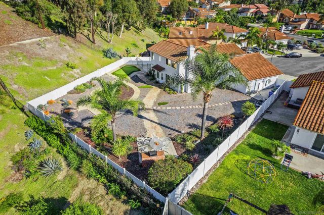2622 Half Dome Pl, Carlsdbad, CA 92010