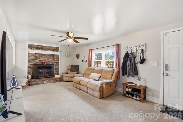 211 Ratchford Farm Road, Gastonia, NC 28056