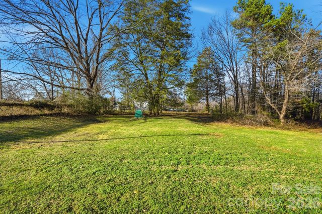 211 Ratchford Farm Road, Gastonia, NC 28056