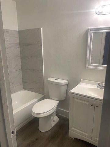 1451 NW 20th Court A-b, Fort Lauderdale, FL 33311