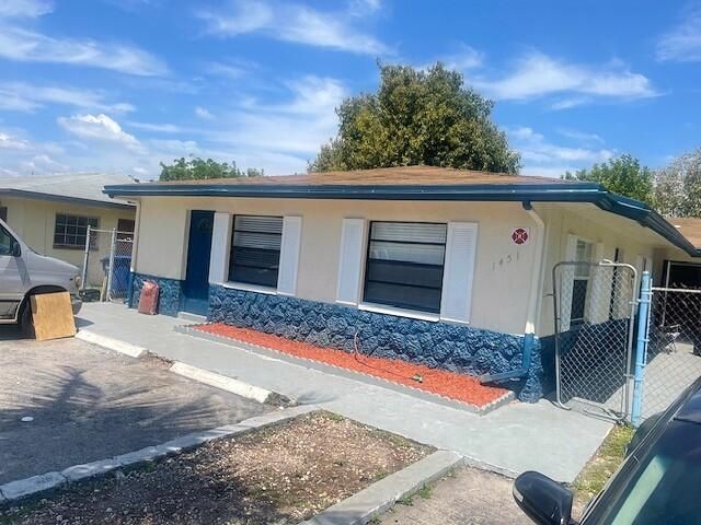 1451 NW 20th Court A-b, Fort Lauderdale, FL 33311