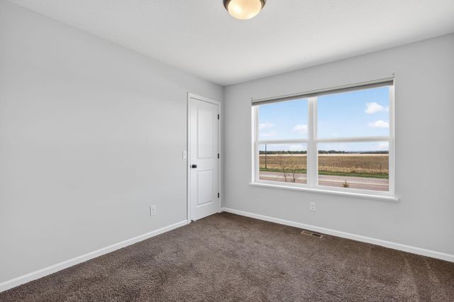 1863 Ivy Street, Shakopee, MN 55379
