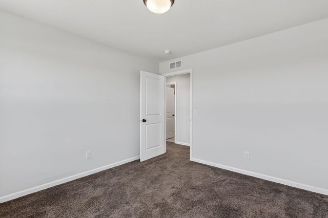 1863 Ivy Street, Shakopee, MN 55379