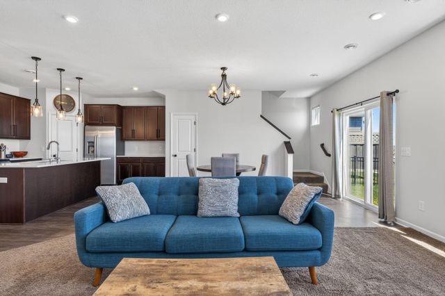 1863 Ivy Street, Shakopee, MN 55379