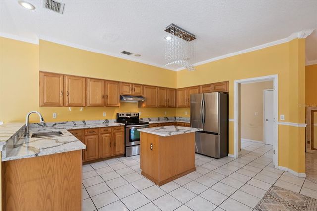 6415 ABBEYDALE COURT, Orlando, FL 32818