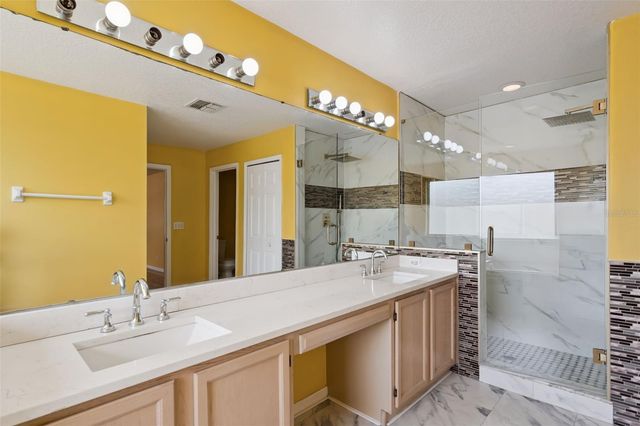 6415 ABBEYDALE COURT, Orlando, FL 32818
