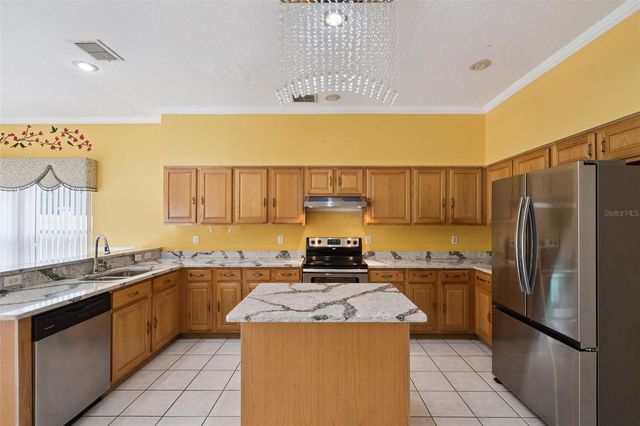 6415 ABBEYDALE COURT, Orlando, FL 32818