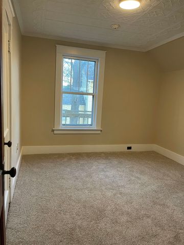 7 Riverside Court, Laconia, NH 03246