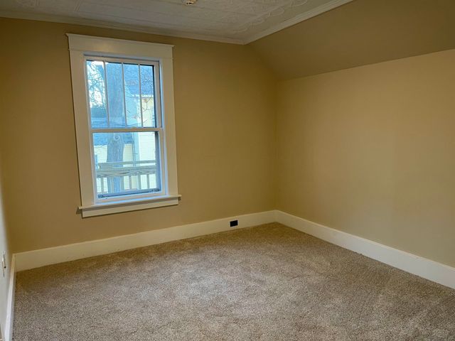 7 Riverside Court, Laconia, NH 03246