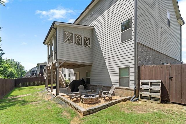 275 Henson Farm Drive, Loganville, GA 30052