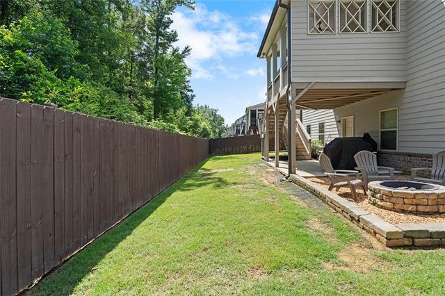 275 Henson Farm Drive, Loganville, GA 30052