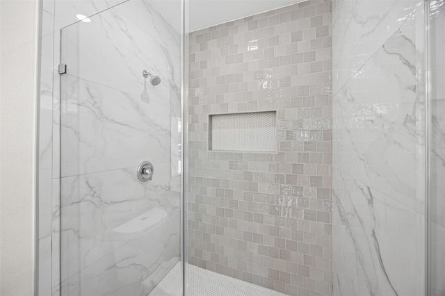 443 Hahlo Street, Houston, TX 77020