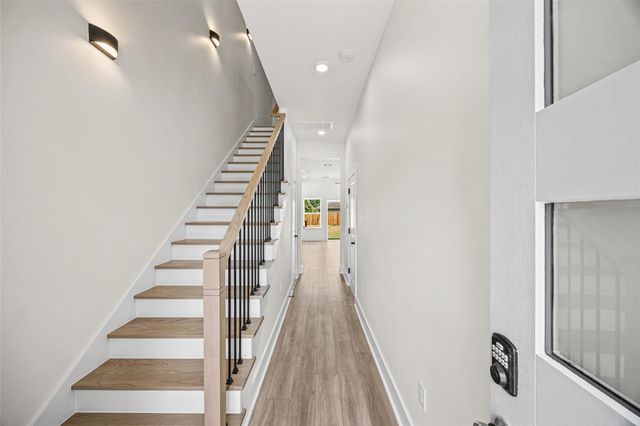 443 Hahlo Street, Houston, TX 77020